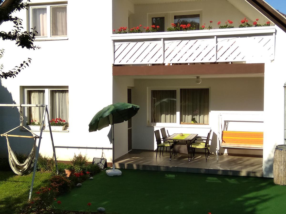 Betti Vendeghaz Lägenhet Alsópáhok Exteriör bild